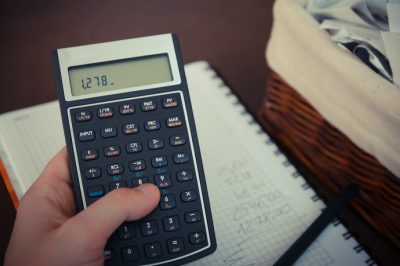 Nem kerülgetik a forró kását: a behajthatatlan követelésekre eső áfa visszaigénylésével kapcsolatos adóhatósági gyakorlatot vizsgálja az EU Bírósága
