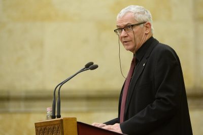 A magyar ügyészség nemzetközileg is elismert. Az ügyek között pedig nem válogatnak -  mondta a legfőbb ügyész az Országgyűlés előtt