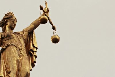 Jogellenesen akadályozta egy bíró áthelyezését dr. Handó Tünde - A jogerős ítélet fontos lépés a bírói függetlenséget jobban védő bírói szolgálati munkajog felé - mondja a TASZ