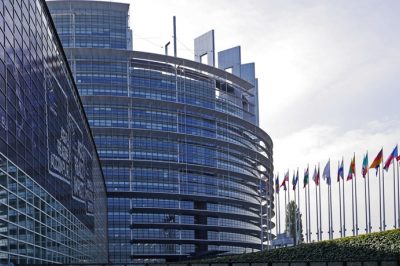 Bepereli a Bizottságot az Európai Parlament a jogállamisági mechanizmus nem-alkalmazása miatt