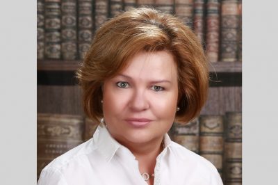 Nők a pályán – Sorozatunk hazai ügyvédnőkről - ﻿﻿﻿ Dr. Czuczay Marianna, Nyergesújfalu: ﻿Az ügyvédi tevékenység holnapjának hármas alapköve