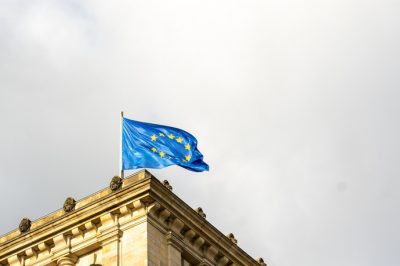 Európai elfogatóparanccsal kapcsolatos ügyben döntött az EUB
