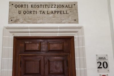 Ellentétes-e az uniós joggal, ha a miniszterelnök dönt a bírák kinevezéséről? – EUB döntés egy máltai eset nyomán