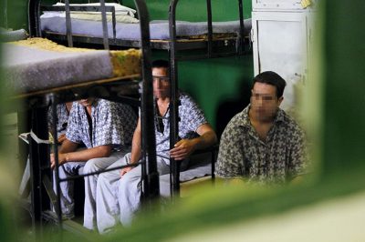 Megállítani "a többmilliárdos iparággá változott börtönbizniszt" - Az IM törvénymódosítást nyújtott be
