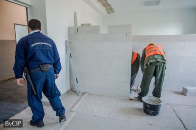 A magyar rabfoglalkoztatást tanulmányozták a V4 országok és Ausztria börtönvezetői