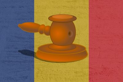 Alkotmánysértő, hogy a legfelsőbb bíróság nem bízta különleges bírói tanácsokra a korrupciós ügyeket - Romániában