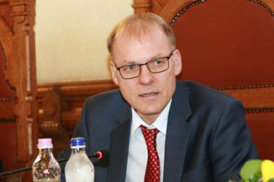 A jog és a rend újfajta értelmezéséről beszélt szakmai vallomás-szerű előadásában a Kúria elnöke