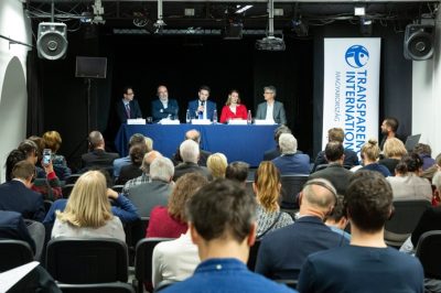 „Az egyedüli fegyverünk a nyilvánosság” – TI konferencia beszámoló