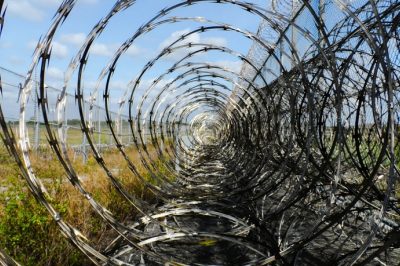 Marad a szigorú határőrizet a tranzitzónák nélkül is