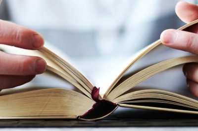 Megjelent az Erkölcs és jog című konferencia előadásaiból készült könyv