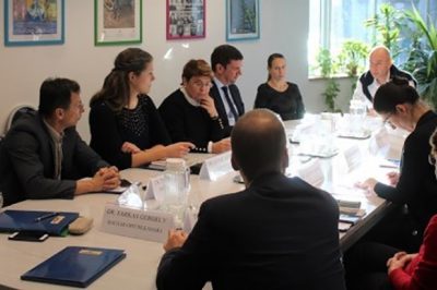 Veszélyben a magyar nemzeti emberi jogi intézmény ﻿eddigi A státusza - A Magyar Helsinki Bizottság együttműködést ajánl az ombudsmannak