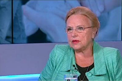 ​Szülőtartás közelebbről - Szűcs Andrea videon