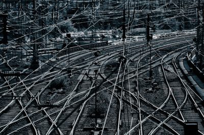 Átalakul a közigazgatás: huszonöt intézmény szűnik meg, többen beolvadnak, mások különválnak...