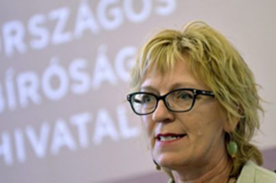 A bíró "nem a hatalom ellenében van, hanem maga is a hatalom gyakorlója" - mondta dr. Handó Tünde Debrecenben