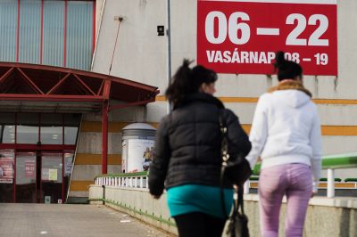 ​A munka törvénykönyve is változik a vasárnapi munkavégzés tilalmának eltörlésével