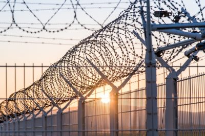 Tovább enyhültek a látogatófogadás szabályai a börtönökben